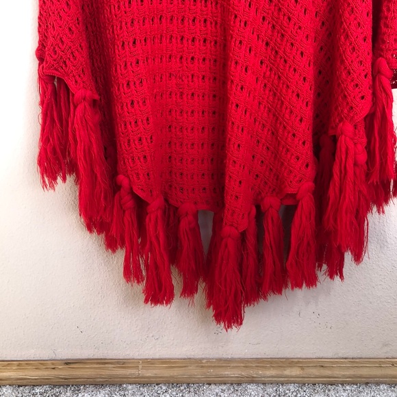Beautiful 70’s bright red vintage poncho 💋 - Picture 2 of 4